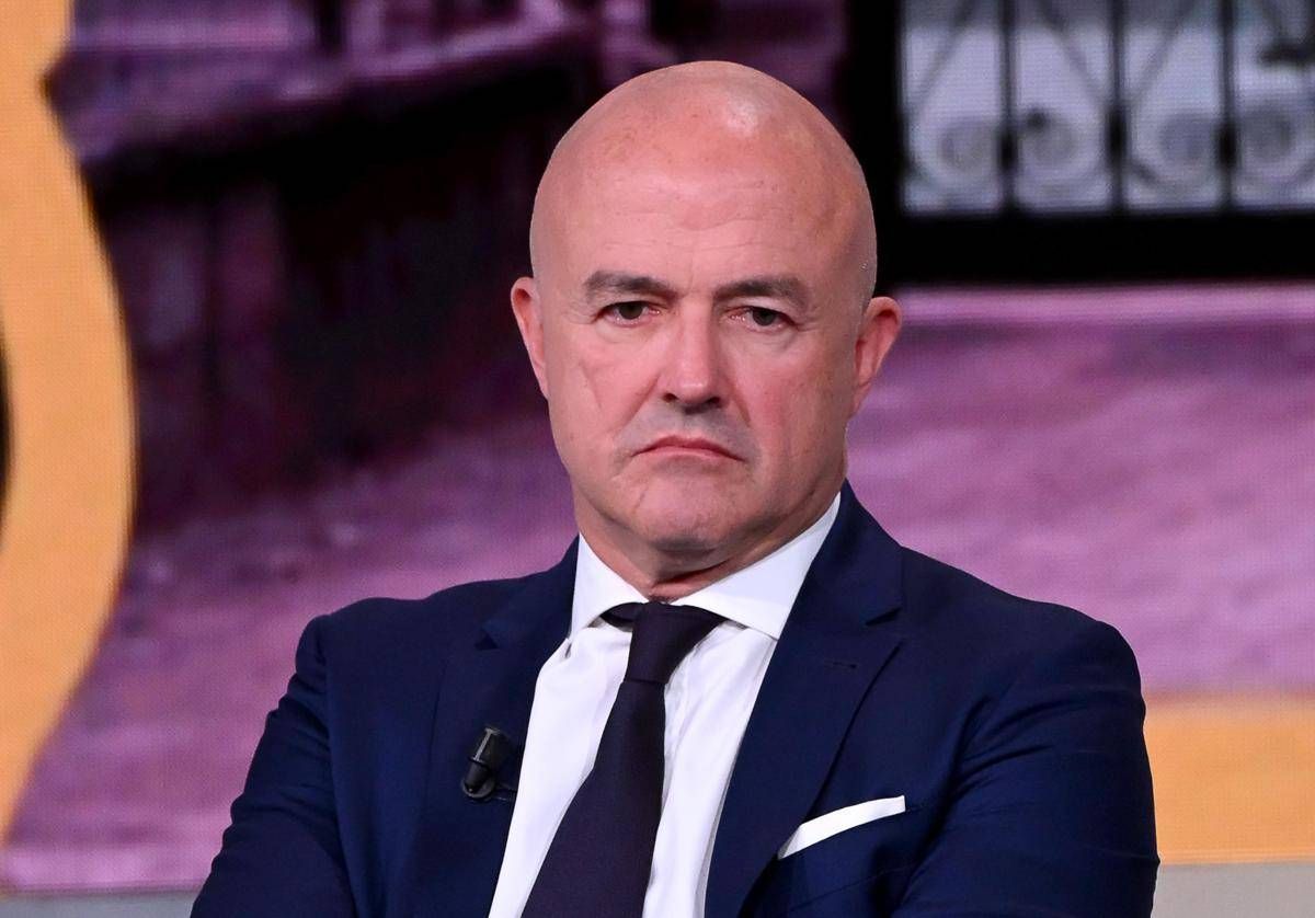 Gianluigi Nuzzi regresa con "Dentro la notizia", el informativo vespertino de Canale 5.