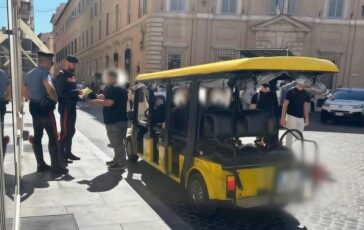 Giungla golf car a Roma blitz e controlli a tappeto dei carabinieri nel centro della Capitale 364x230