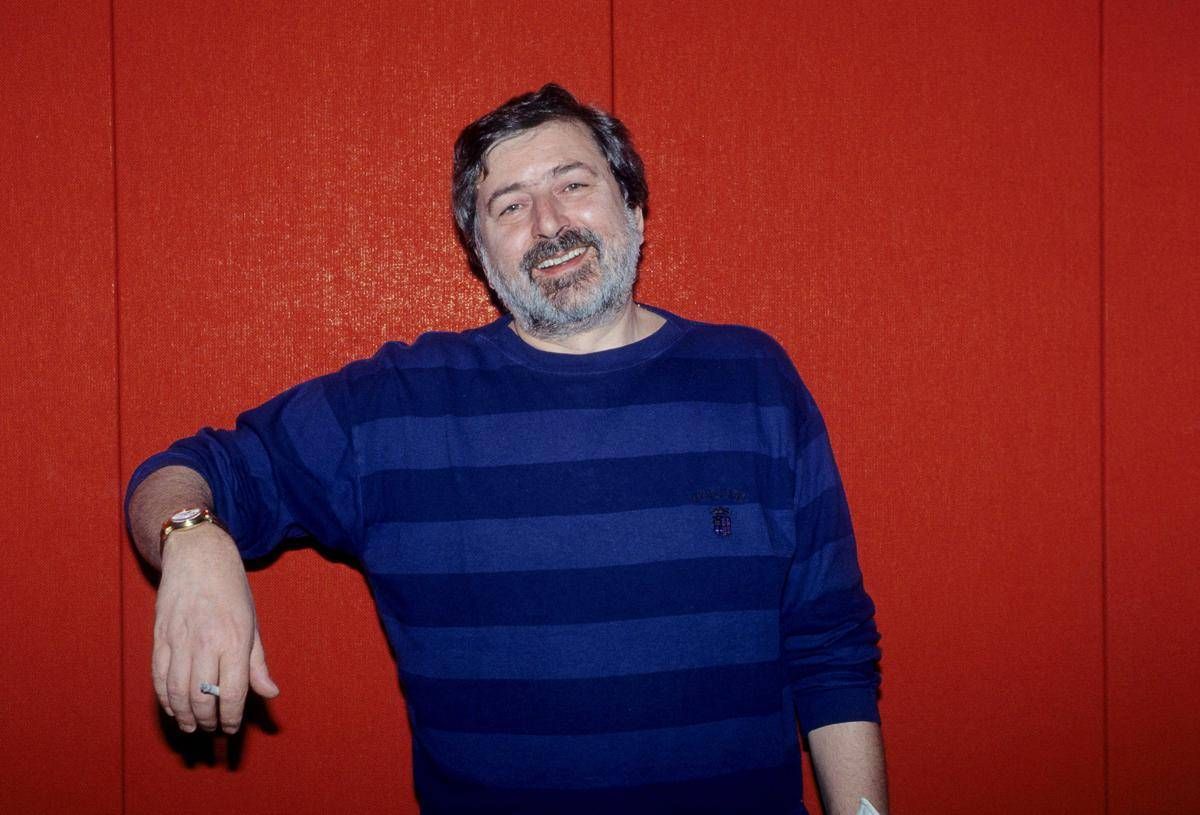 Guccini, il testamento: le case alla moglie Raffaella, alla figlia diritti d'autore e quote societarie