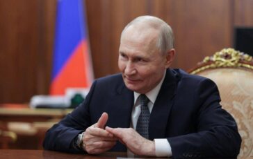I voti gonfiati per Putin il partito fantasma e laffluenza flop gli altri dati delle elezioni in Russia 364x230