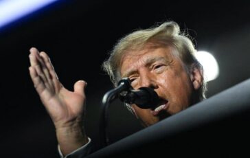 Il Kennedy Center chiude. Trump Riapre solo col mio nome 364x230