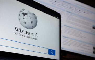 Intelligenza artificiale fondatore di Wikipedia Non e affidabile per scrivere articoli 364x230