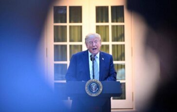 Iran Trump Pronto a incontrare Pezeshkian ma anche a far saltare tutto in aria 364x230
