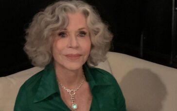 Jane Fonda contro Trump Tempi spaventosi e pericolosi negli Usa fermiamo lautoritarismo 364x230