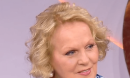 Katia Ricciarelli ricorda Pippo Baudo Tra noi non ha funzionato perche cerano silenzi infiniti 265x160