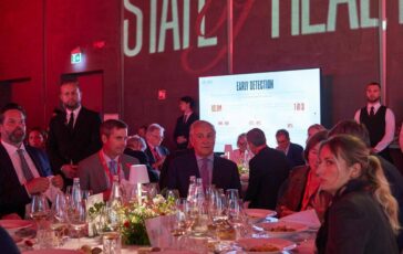 Khalil Lilly Con le istituzioni per equo accesso allinnovazione 364x230