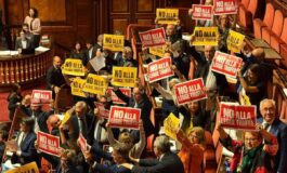 Legge elettorale via libera del Senato. Protesta delle opposizioni in Aula 265x160