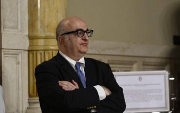 Mario Sechi nuovo direttore dellagenzia Dire 364x230