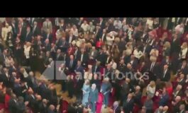 Mattarella alla Scala per i 120 anni della Cgil il lungo applauso al suo ingresso 265x160