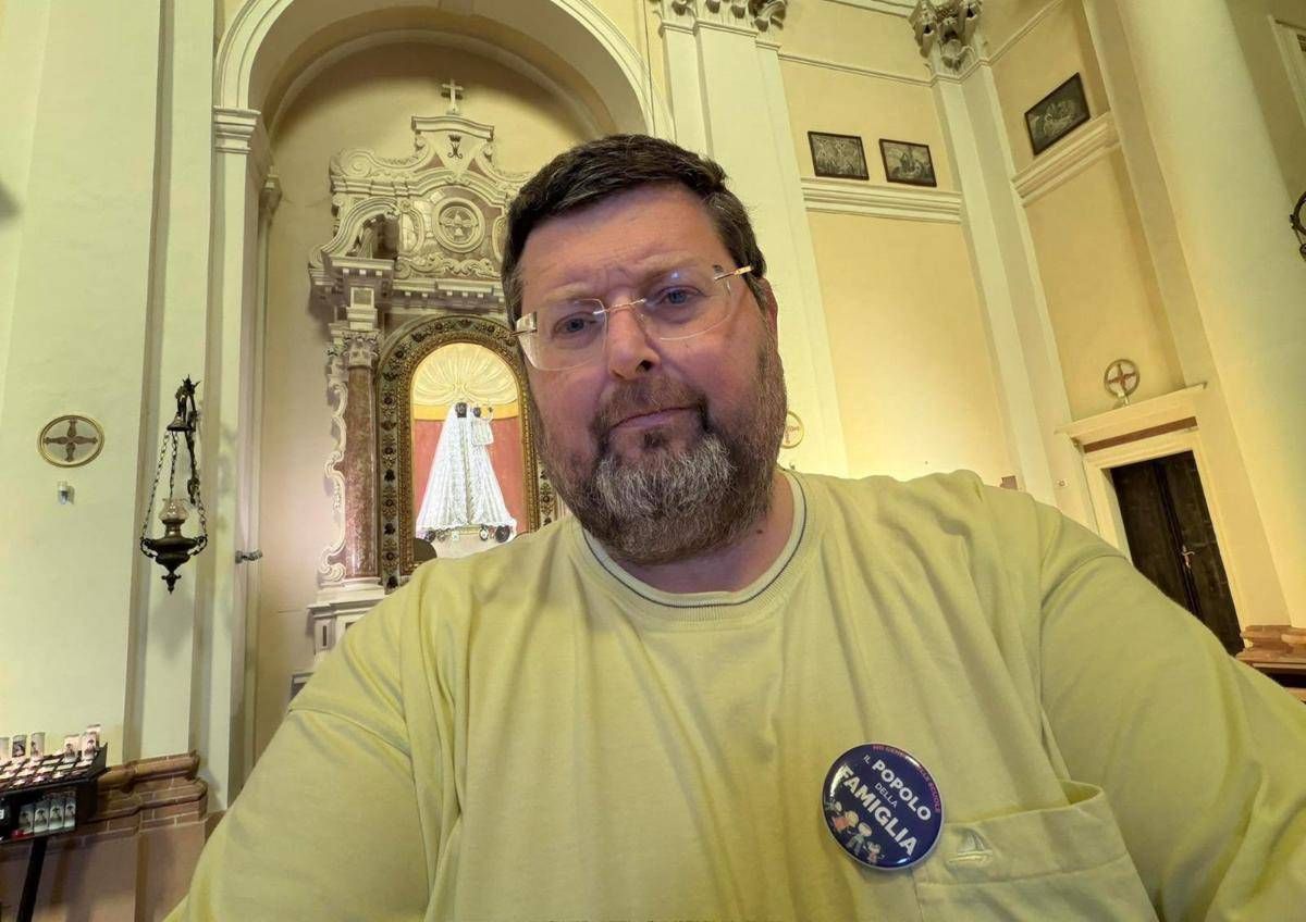"Mi portano in carcere perché scrivo su Facebook": la denuncia di Mario Adinolfi