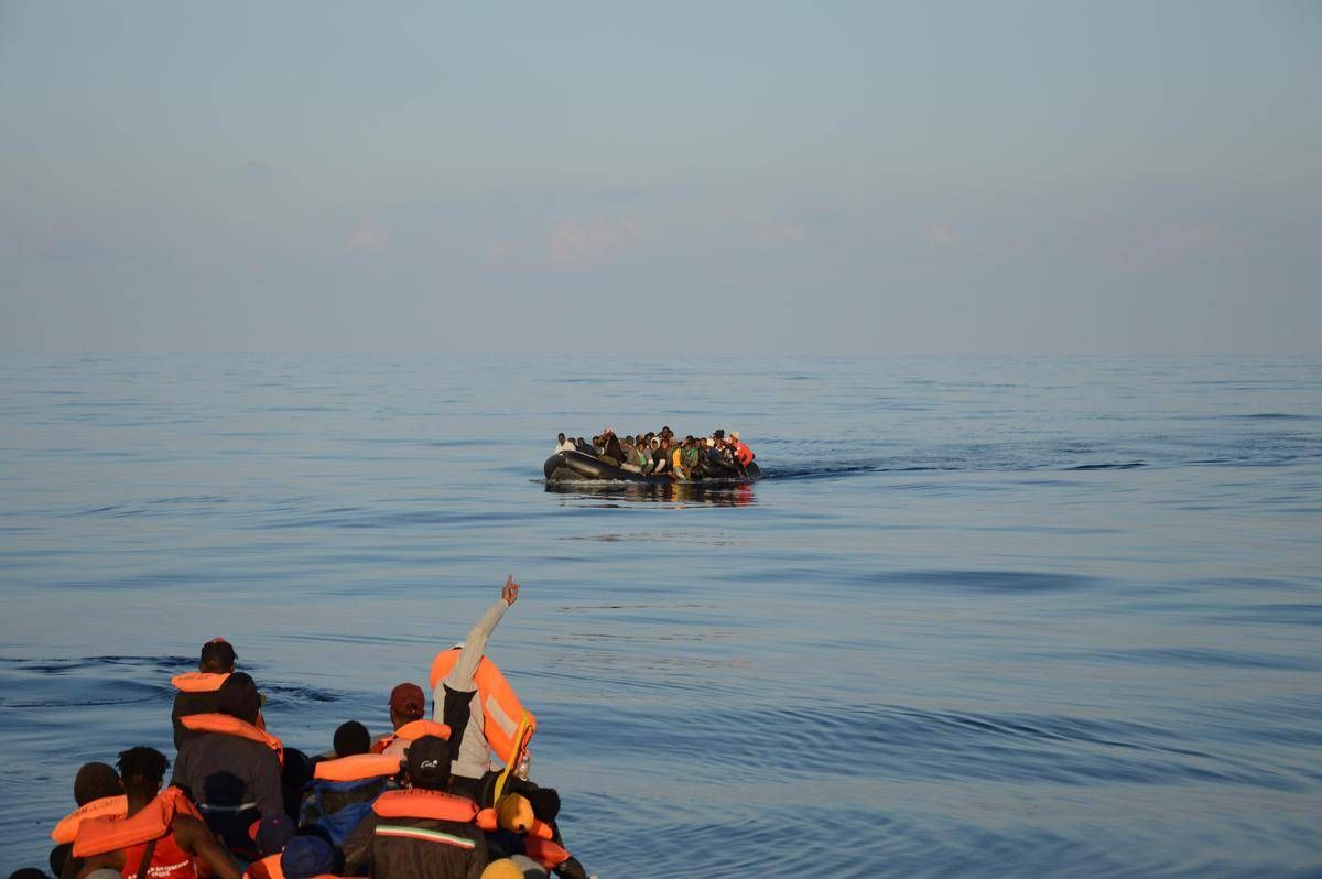 Migranti, crollo di arrivi a Lampedusa. Il sindaco: "100mila nel 2023, quest'anno 10mila"