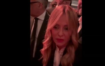 Moda Meloni Giusto esserci fisicamente governo vicino al settore Video 364x230