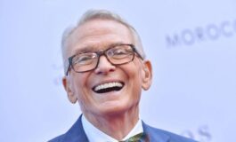 Morto a 87 anni Bob Mackie sultano delle paillettes che vesti Cher Diana Ross e Carol Burnett 265x160