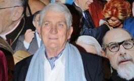 Morto il fotografo Umberto Pizzi ha immortalato per decenni i vizi mondani della politica 265x160