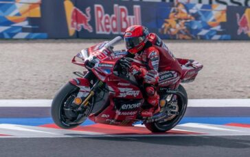 MotoGp a San Marino cade Bezzecchi e Marquez vola in testa al Mondiale ordine arrivo e classifica piloti 364x230