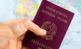 Non capisce litaliano il sindaco congela la consegna della cittadinanza 265x160