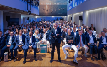 nuova stagione per ferretti group comincia da cannes 4 world premiere e novita per clienti 2