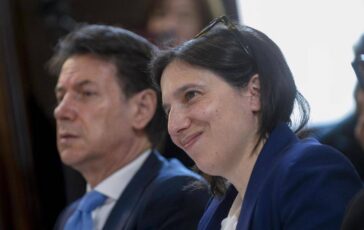 opposizione frammentata riuscira a unirsi contro meloni lo scenario politico italiano visto dal financial times 2