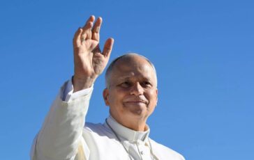 Papa Leone oggi comincia il suo viaggio apostolico in Francia cuore della laicita Macron non partecipera alle messe 364x230