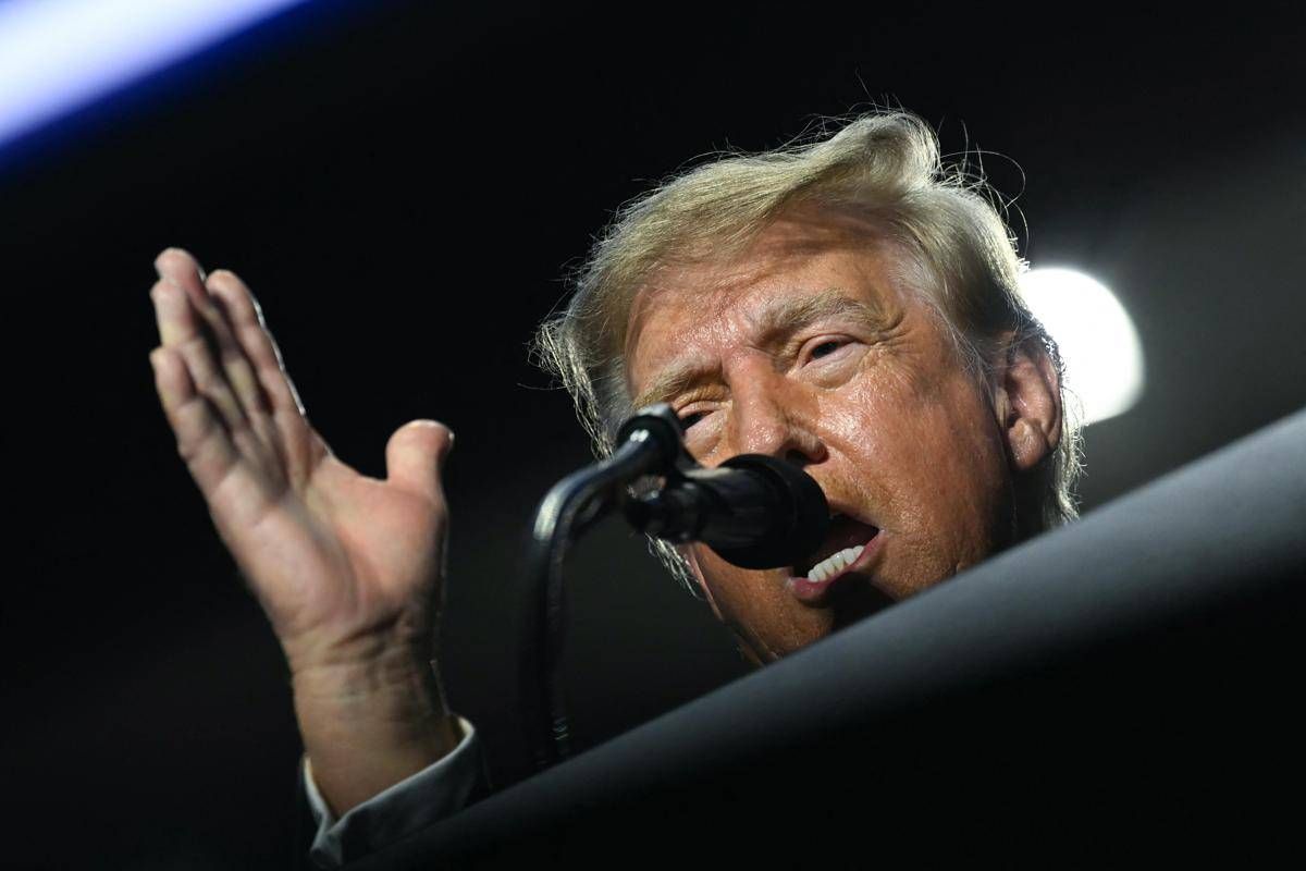 Politico, Cnn e Ms Now fanno causa a Trump dopo l'esclusione dalla Casa Bianca