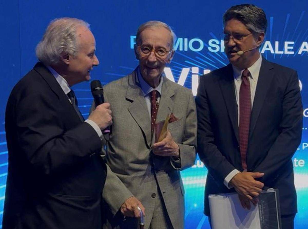 Premio Speciale alla Carriera a Vittorio Feltri: "Ho imparato copiando dai grandi maestri"