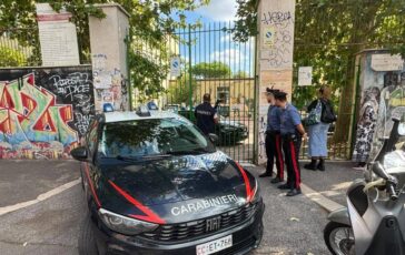 Prof accoltellata Valditara Studente e ragazzo tranquillo possibile ruolo social e siti violenti 364x230