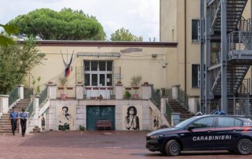 Prof accoltellata indagini sul video dellaggressione e su chi era in videochiamata 364x230