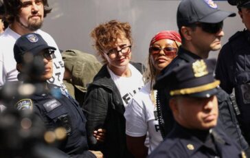 Proteste allOnu contro Netanyahu fermata Susan Sarandon 364x230