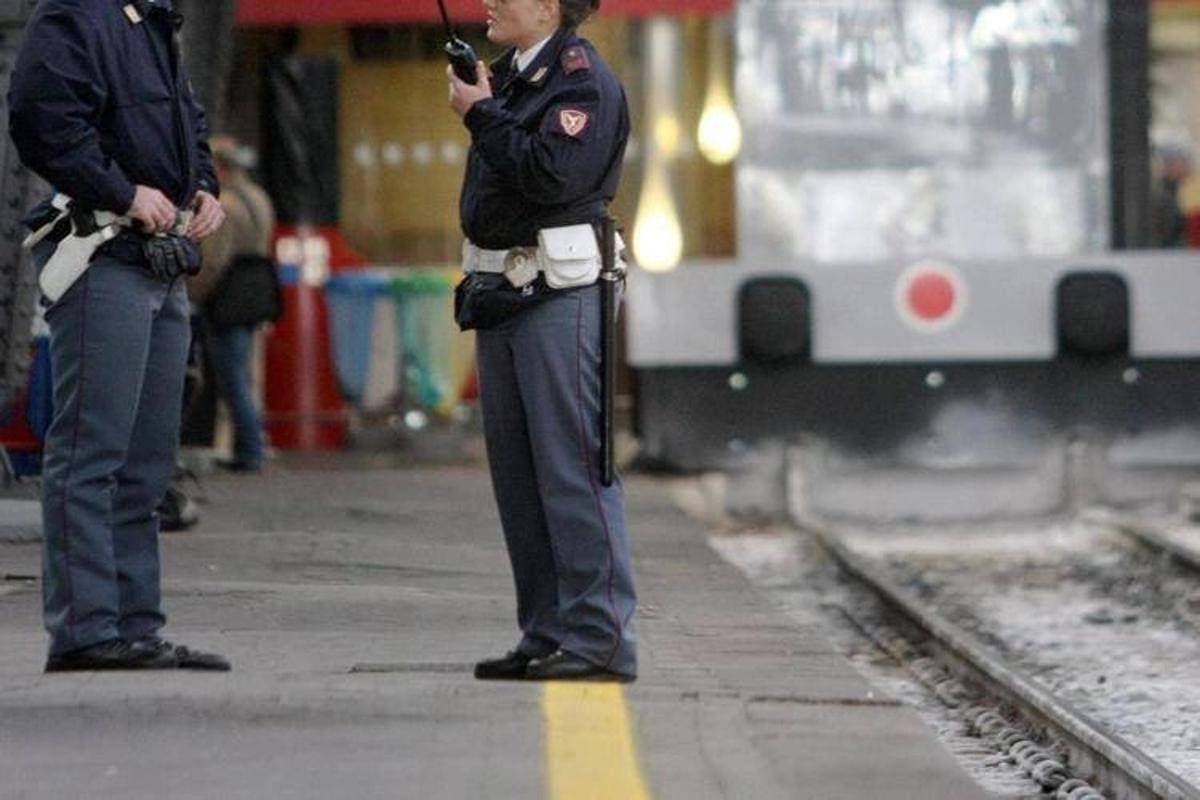 Ragazza investita da un treno dell'Alta Velocità a Milano Lambrate: ritardi fino a 60 minuti