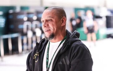 Roberto Carlos choc Ho perso il 99 dei soldi guadagnati con il calcio 364x230