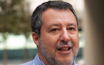 Salvini Tra poco ci sara la caccia al cristiano e la caccia allebreo 364x230