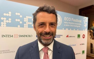 scotto aci nel futuro non saremo piu noi a guidare lauto 2