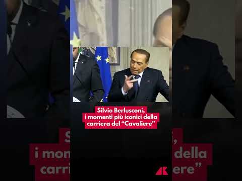 Silvio Berlusconi, i momenti più iconici della carriera del “Cavaliere”