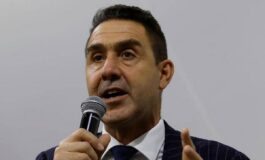 Sondaggio politico Fratelli dItalia stabile e Pd cala. Vannacci sale ancora 265x160