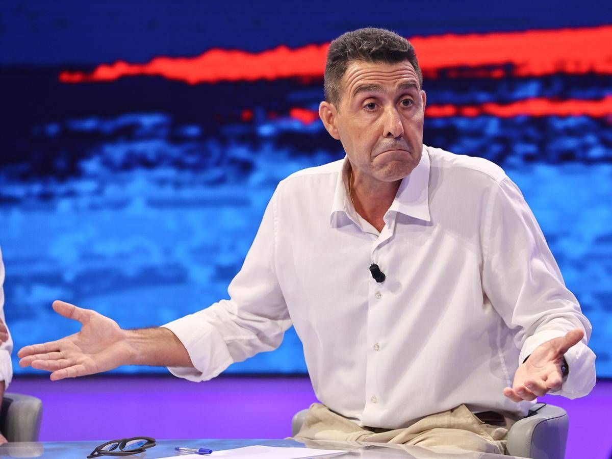 Sondaggio politico: crescono Fratelli d'Italia, Pd e M5S. Vannacci sale ancora