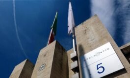 Stellantis cassa integrazione a Mirafiori dal 19 al 30 ottobre su linea 500 elettrica e ibrida 265x160