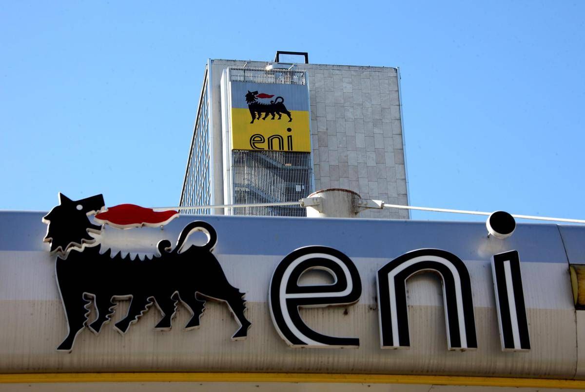 Tetto Eni al prezzo dei carburanti: poteva arrivare prima?