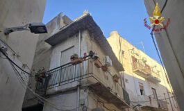 Trapani crolla il balcone dellabitazione morta una donna a Mazara del Vallo 265x160