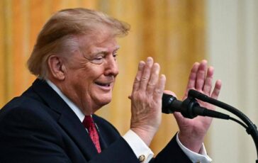Trump e il mea culpa Usa volano e non lho spiegato ho fatto un pessimo lavoro 364x230