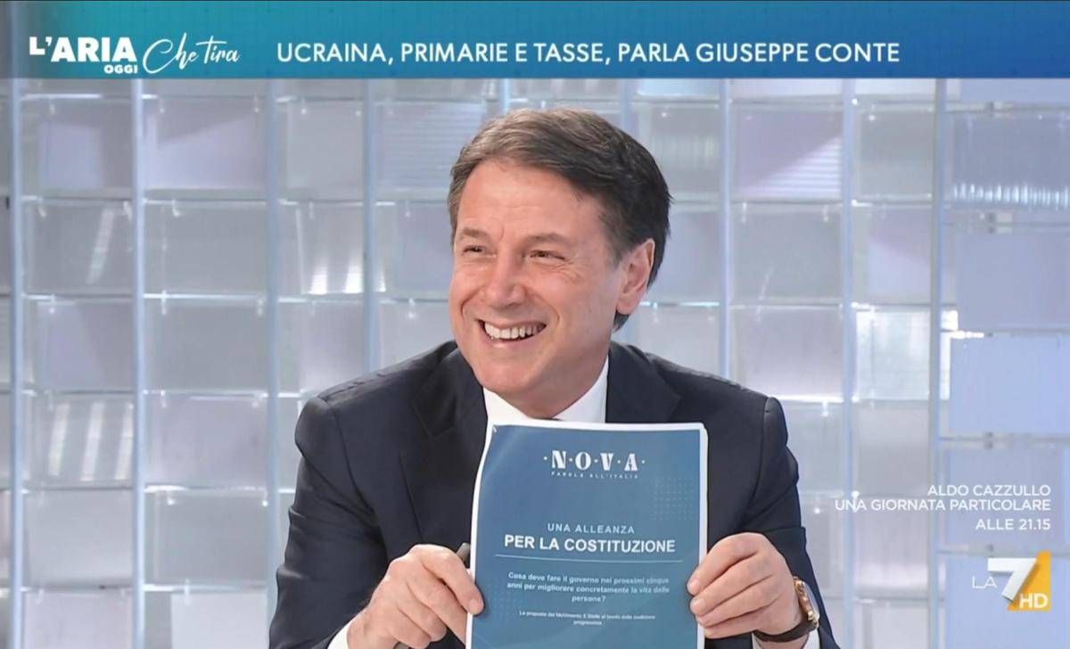 Ucraina, Conte: "Con le armi abbiamo dato, ora negoziato"