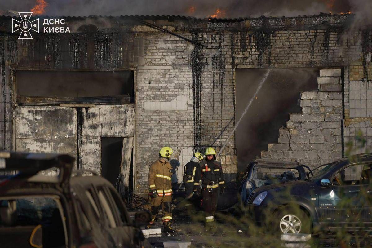 Ukraine: Russland nimmt nach Waffenstillstand die Angriffe wieder auf; mindestens zwei Menschen sterben in Kiew.