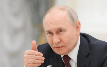 Ucraina Zelensky chiede a Trump pacchetto invernale di armi. Smentita lultima conquista di Putin 364x230
