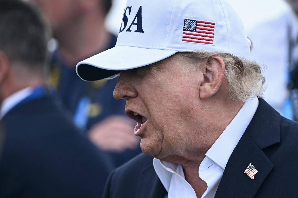Ucraina, raid Russia al confine con Polonia. Kiev e Varsavia: "Escalation". Trump frena Zelensky: "Non attaccare le raffinerie"