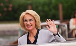 Venezia 83 nona giornata ‘Naza Martone e la serie di Fanelli 265x160