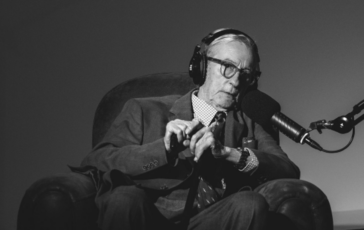 Vittorio Feltri Mia moglie mori dopo il parto rimasi solo con due gemelle 364x230