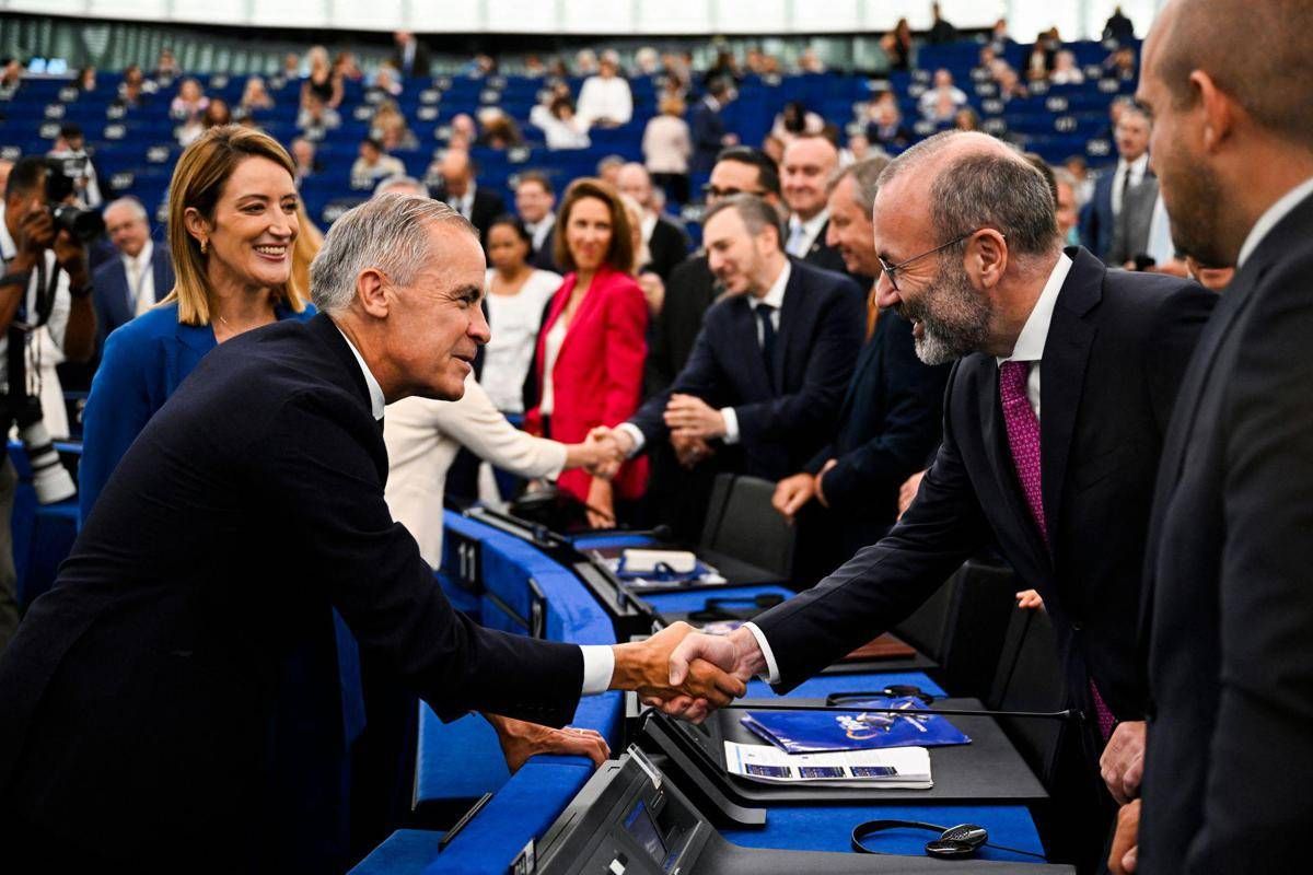 Weber rispolvera la “Ced”: cos’è quel progetto del 1952 che (secondo lui) salverebbe l’Europa anche dall’Afd