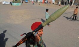 Yemen gli Houthi conquistano Mayyun e attaccano base in Arabia Saudita alta tensione nel Mar Rosso 265x160