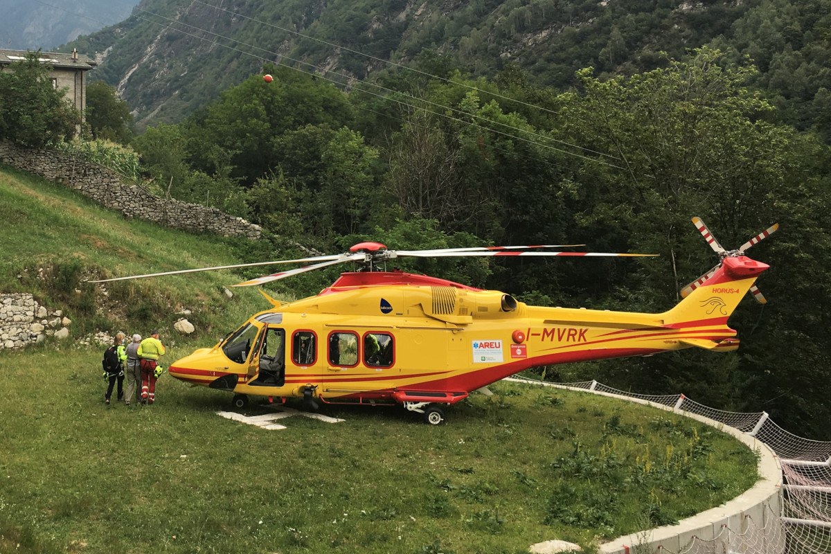 Acqua bollente addosso, bimbo di 2 anni gravemente ustionato: trasferito in elisoccorso