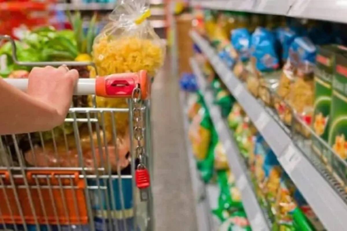 "Io non pago": ancora assalti ai supermercati a Modena, raid e fuga dei giovanissimi