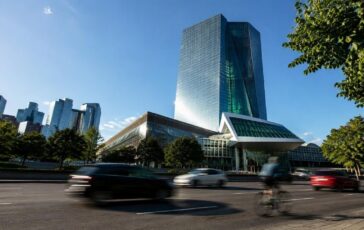Aumento tassi Bce: dettagli e conseguenze per l'economia